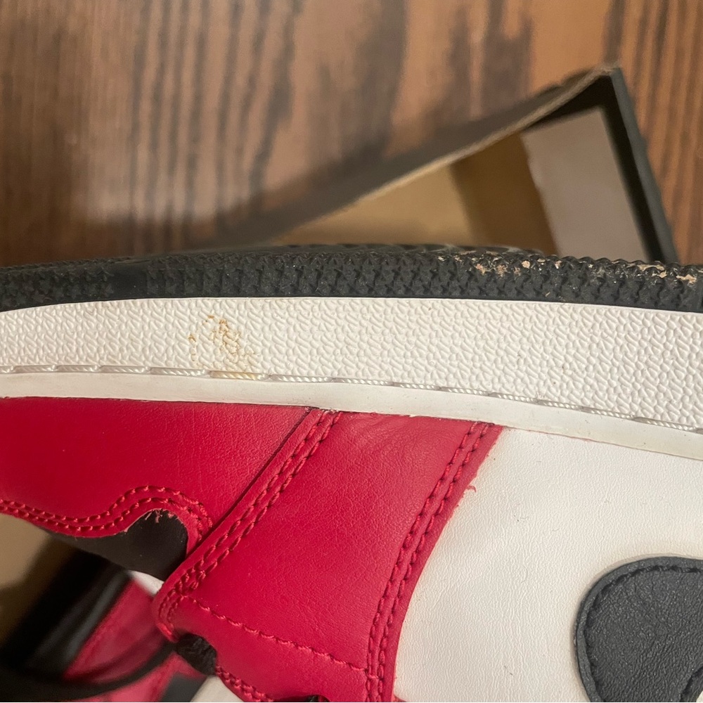 Jordan mids - Picture 4 of 8